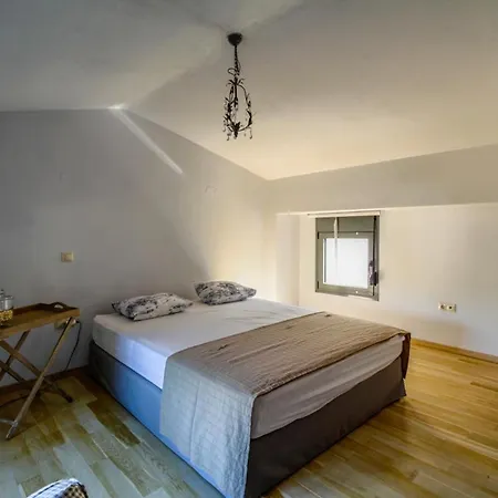 Maisonette Ioanna 70 M From Glarokavos Beach Pefkochori